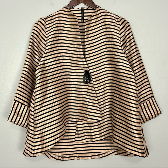IC By Connie K Jackets & Blazers - IC by Connie K Metallic Stripe Jacket Women’s Size M Asymmetrical Avant Garde